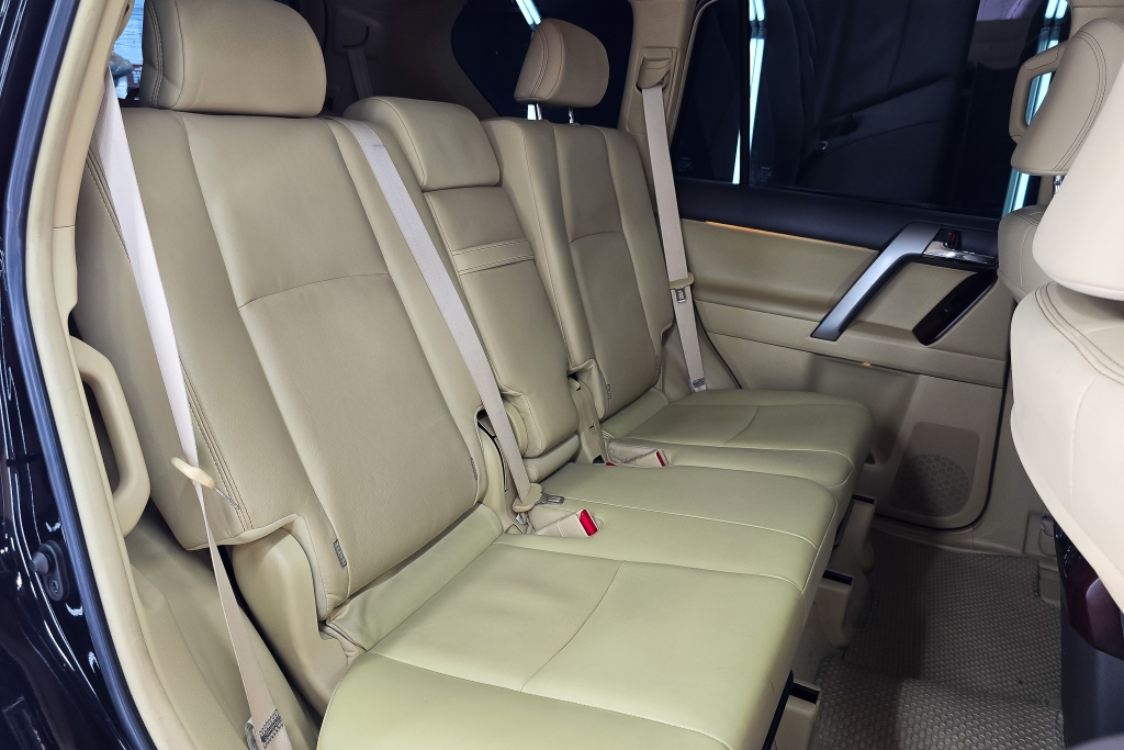 TOYOTA LAND CRUISER 2.8 TX AT4WD. ปี 2017 #7