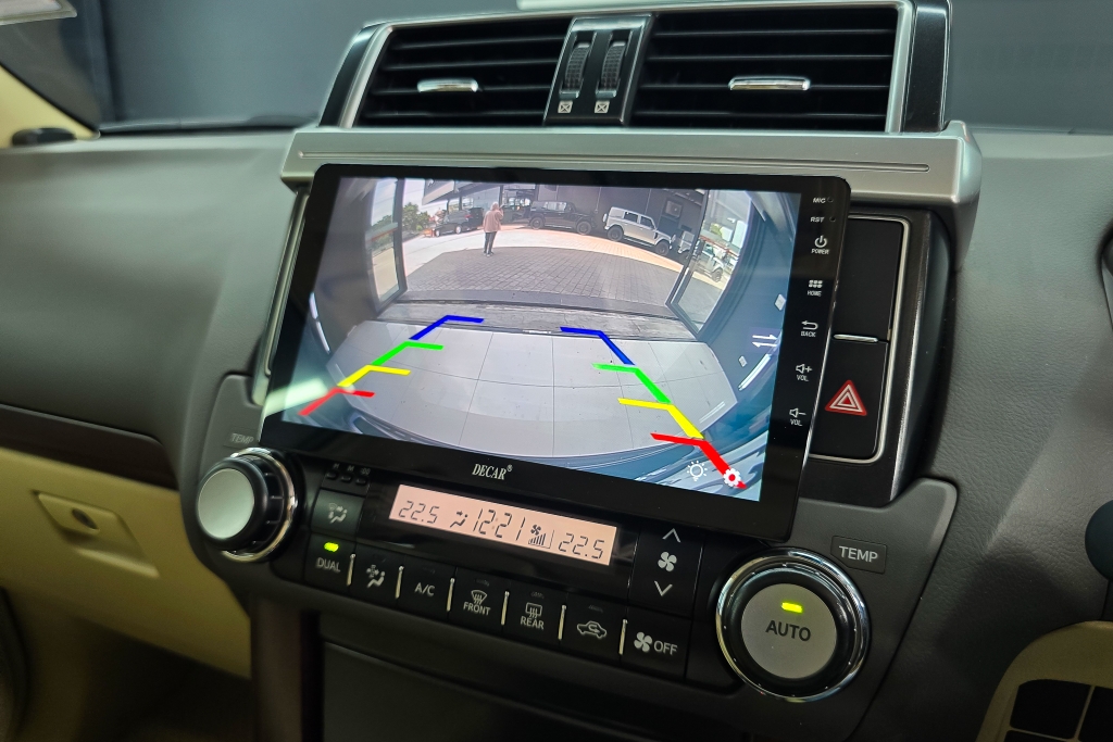 TOYOTA LAND CRUISER 2.8 TX AT4WD. ปี 2017 #8