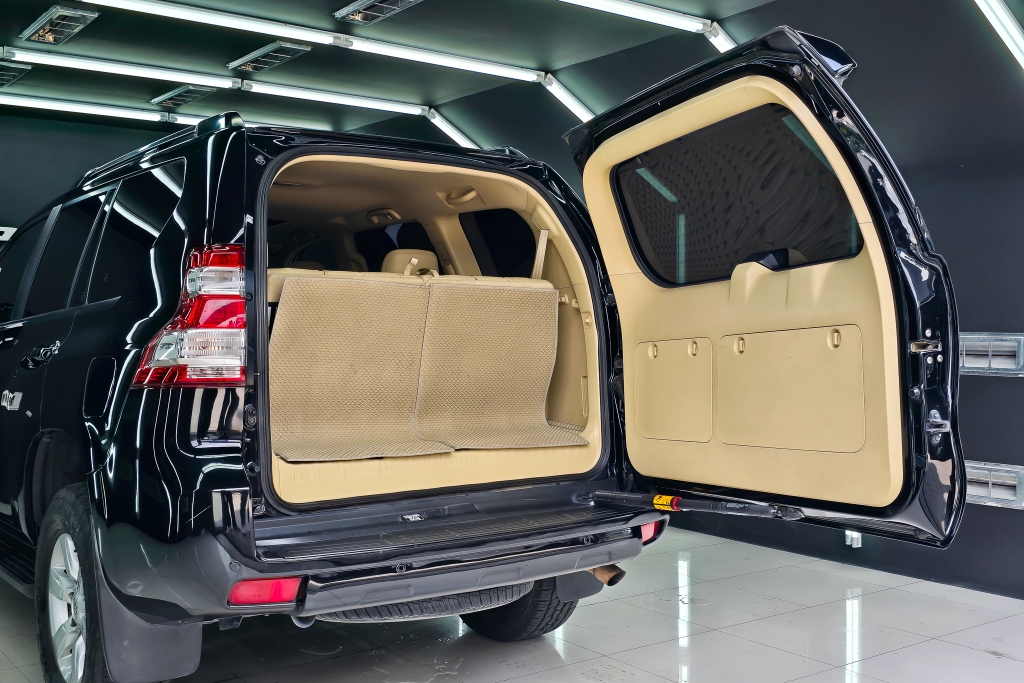 TOYOTA LAND CRUISER 2.8 TX AT4WD. ปี 2017 #16