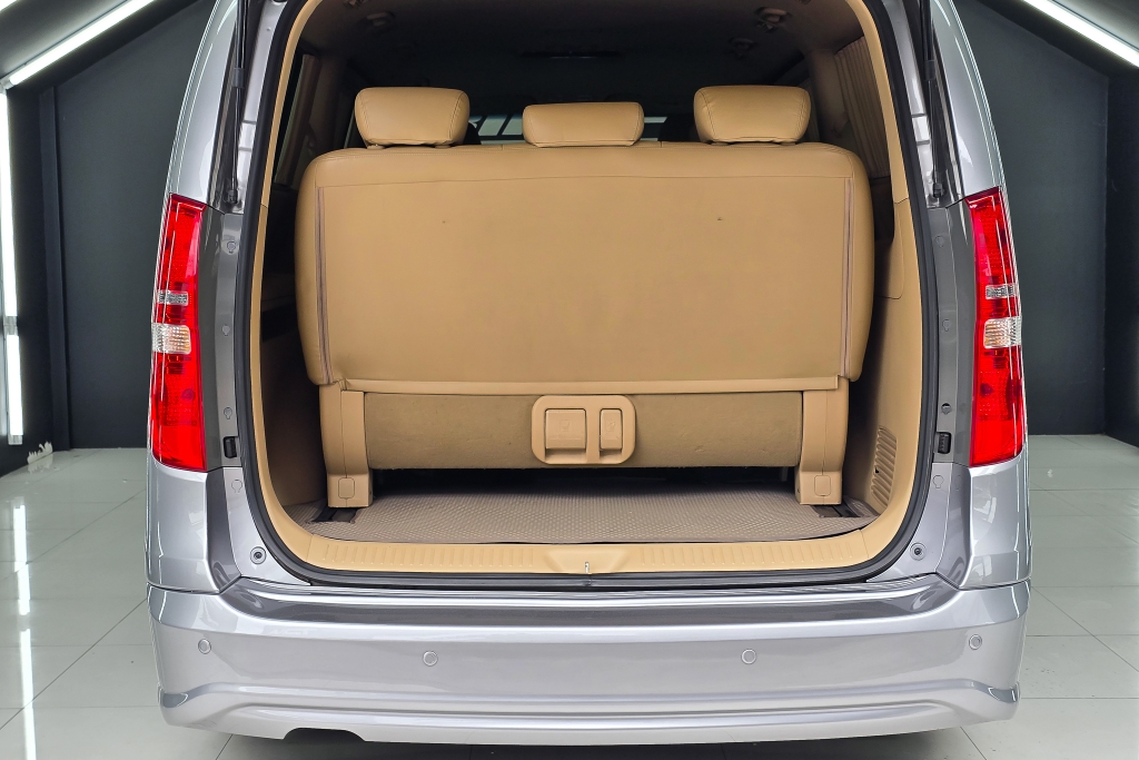 HYUNDAI H-1 2.5 CRDi [Elite] AT ปี 2016 #6