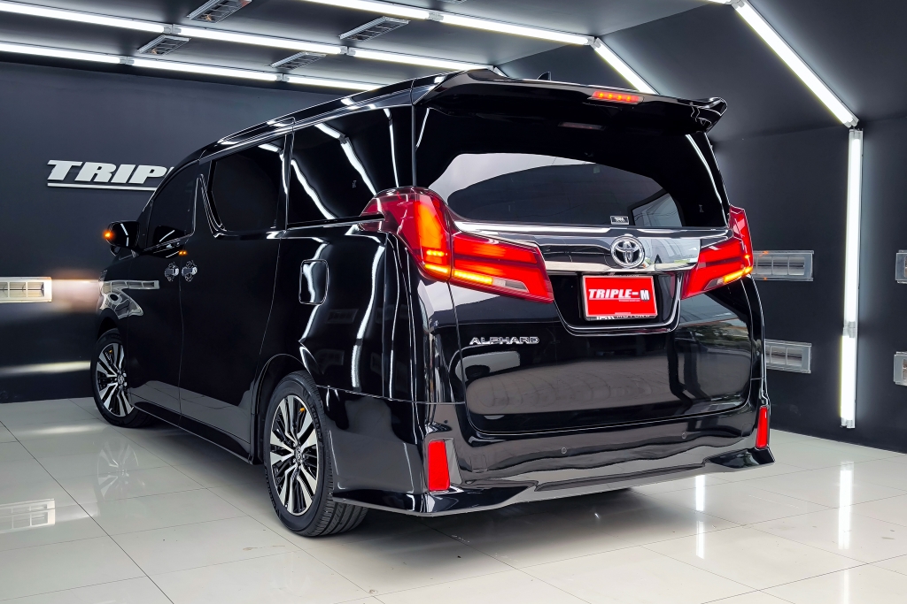 TOYOTA ALPHARD 2.5 S C Package AT ปี 2023 #3