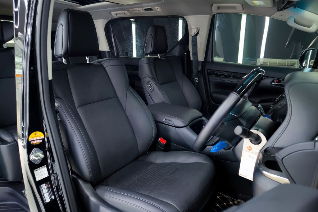 TOYOTA ALPHARD 2.5 S C Package AT ปี 2023 #6