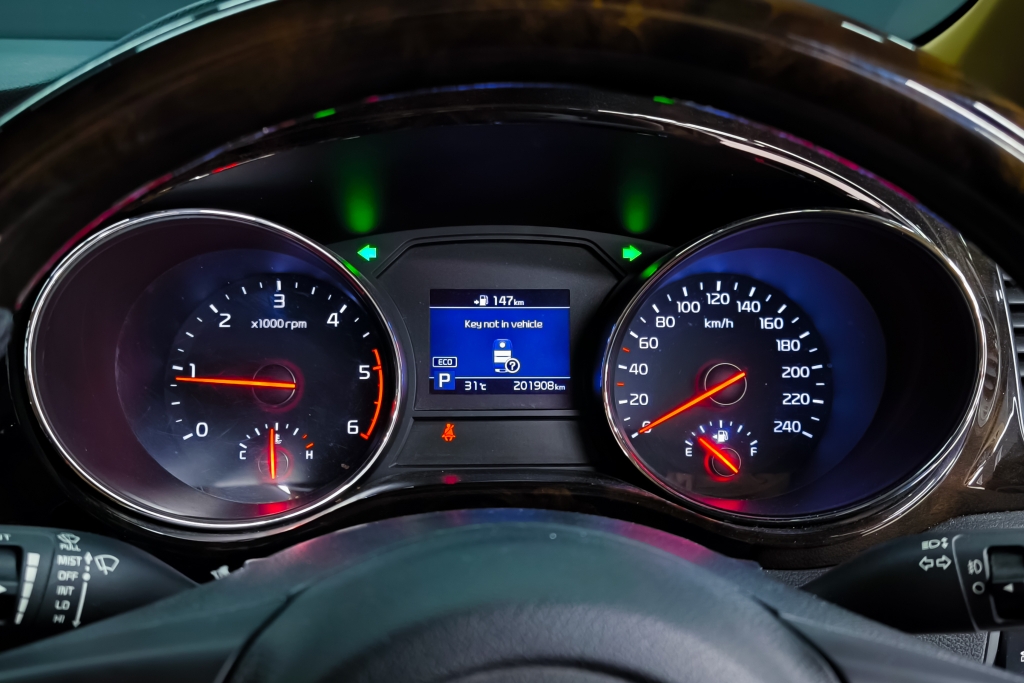 KIA GRAND CARNIVAL 2.2 EX AT ปี 2019 #12