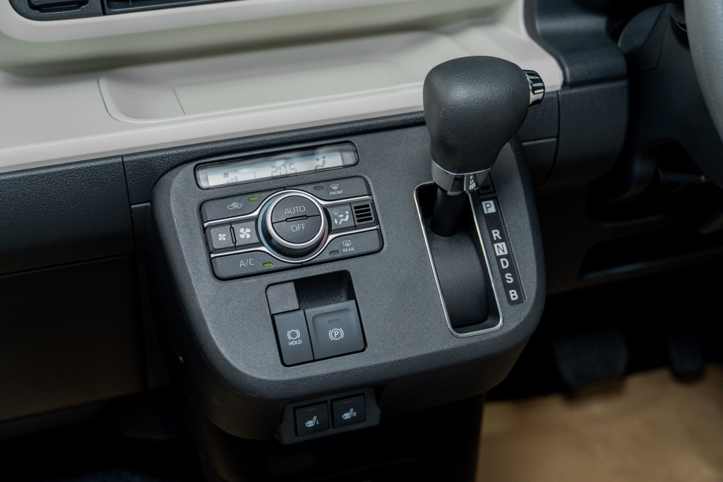 DAIHATSU MOVE CANBUS 660 Stripes G Turbo AT ปี 2025 #16