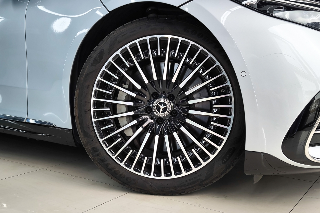 MERCEDES-BENZ EQ EQS 500 AMG Premium AT4WD. ปี 2022 #4