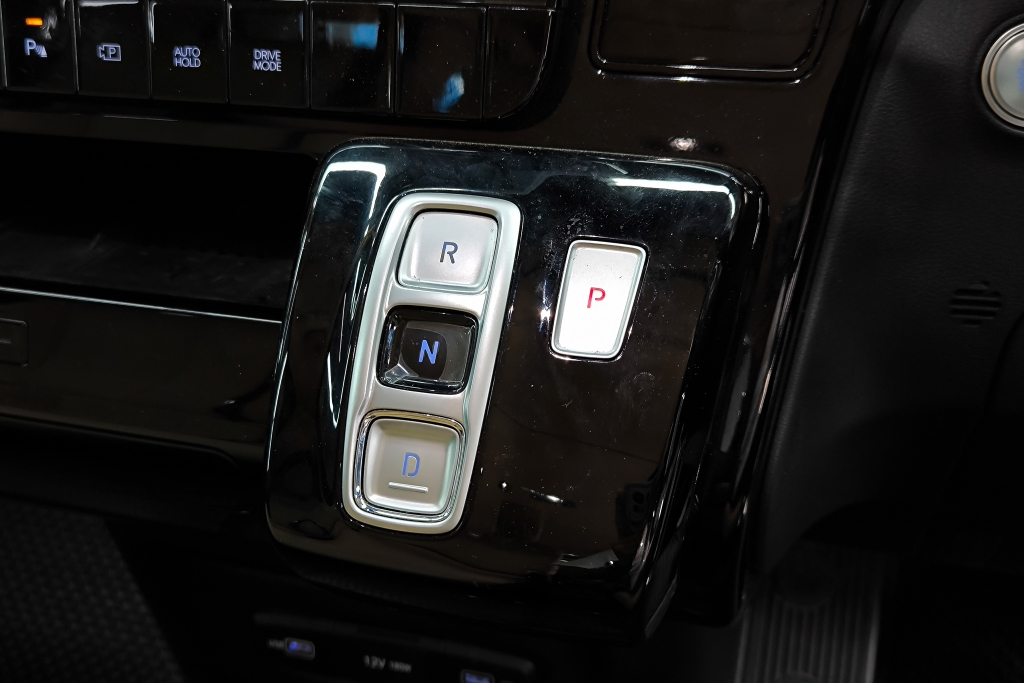 HYUNDAI STARIA 2.2 SEL AT ปี 2022 #9