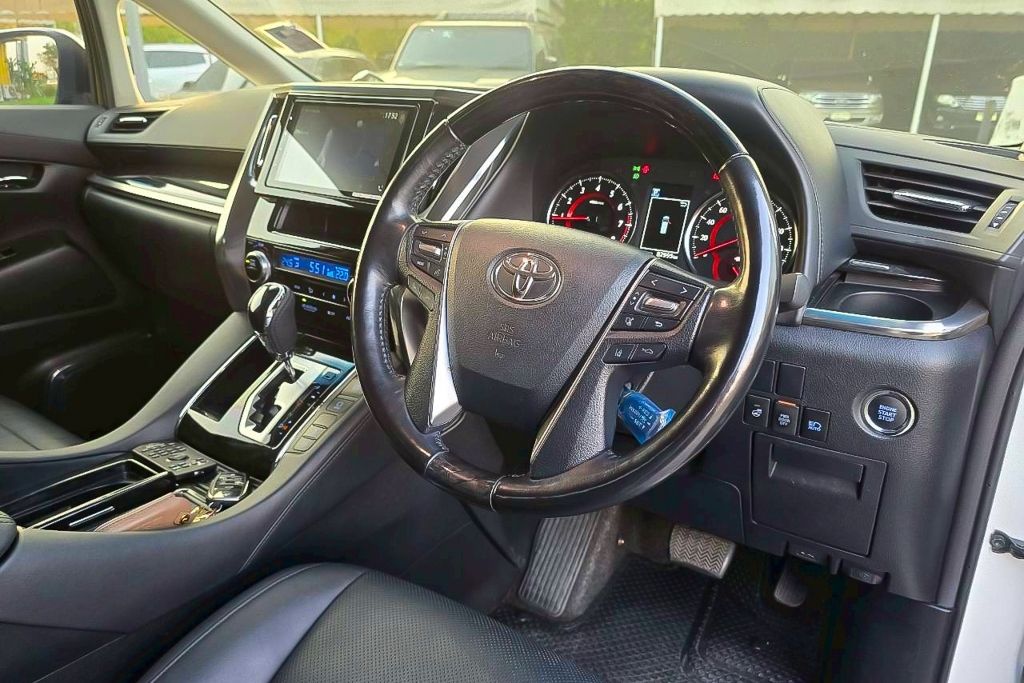 TOYOTA ALPHARD 2.5 S C Package AT ปี 2022 #7