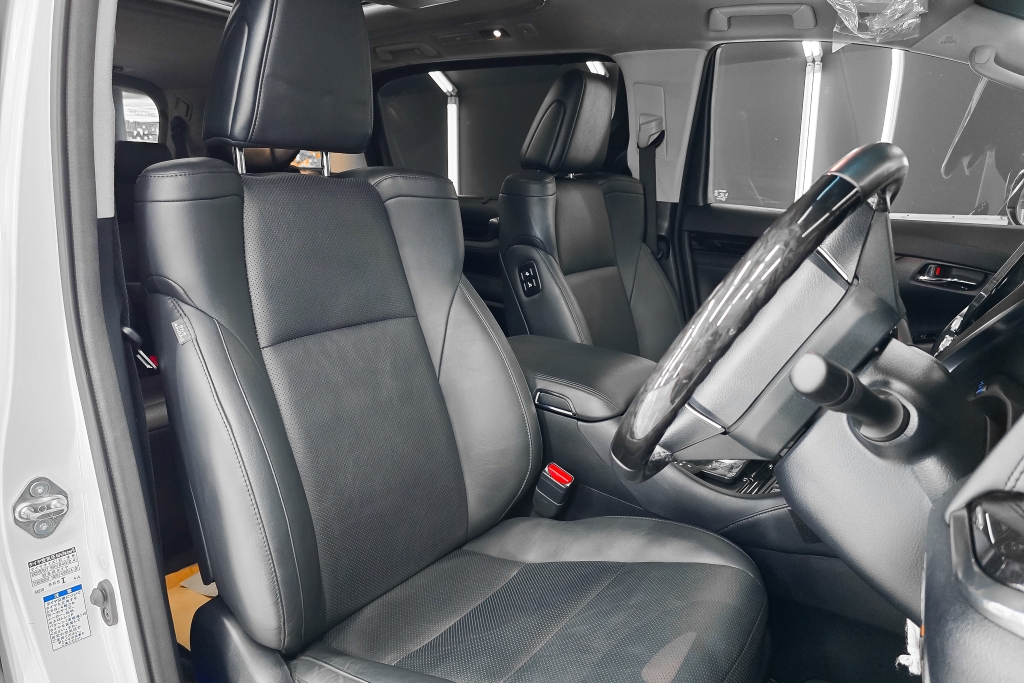 TOYOTA ALPHARD 2.5 S C Package AT ปี 2022 #6