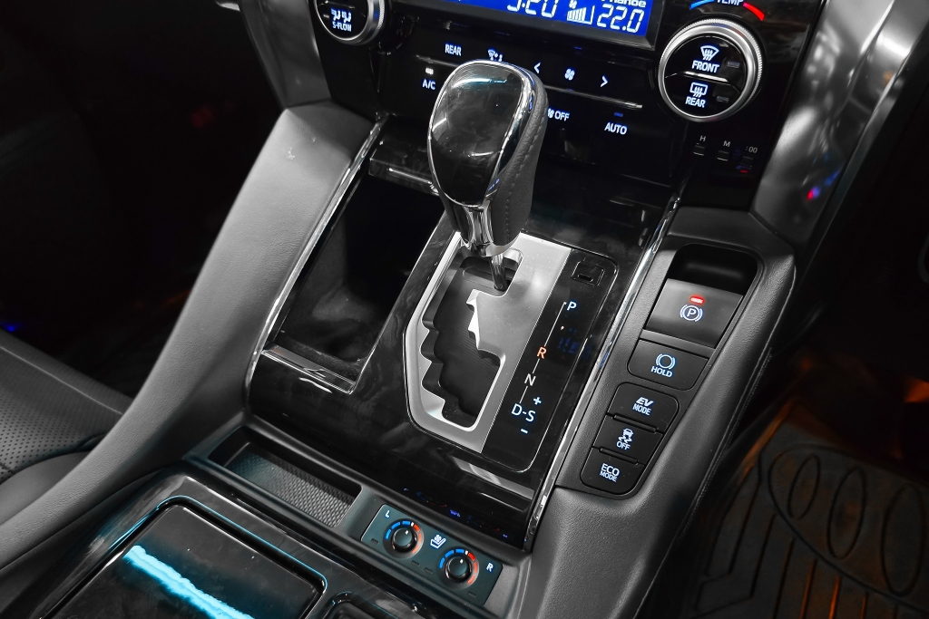 TOYOTA ALPHARD 2.5 S C Package AT ปี 2022 #11