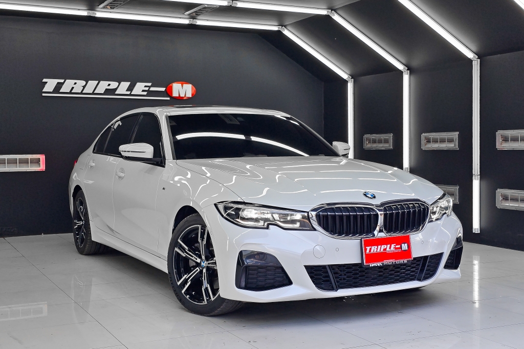BMW SERIES 3 330Li M Sport AT ปี 2022 #2