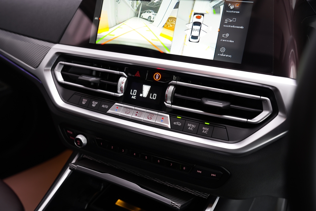 BMW SERIES 3 330Li M Sport AT ปี 2022 #13