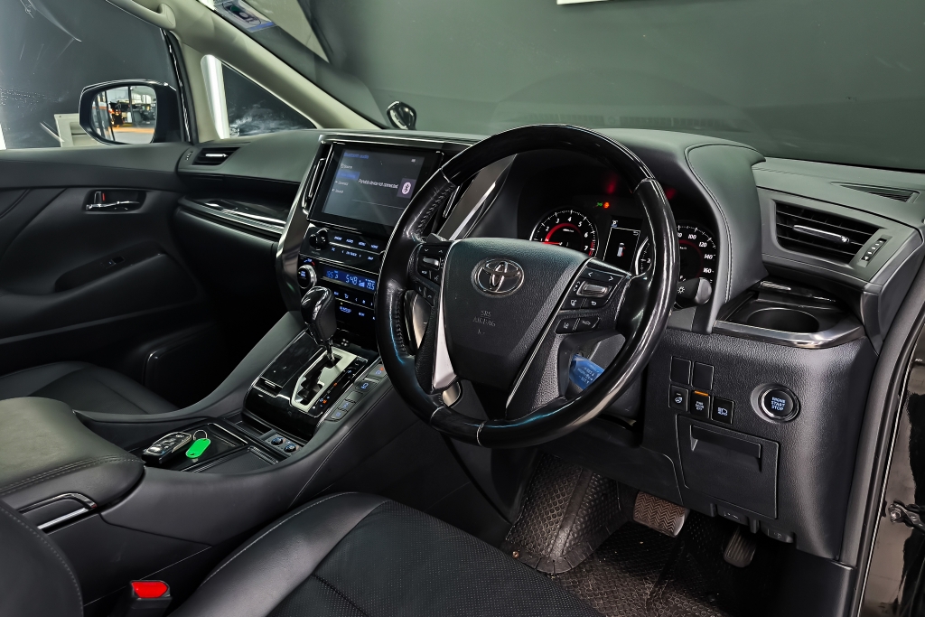 TOYOTA ALPHARD 2.5 S C Package AT ปี 2023 #5