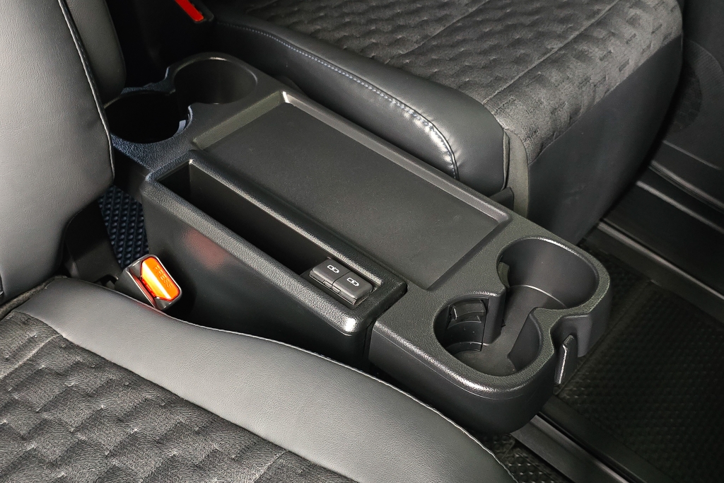 TOYOTA VOXY 1.8 SZ HYBRID AT ปี 2014 #12