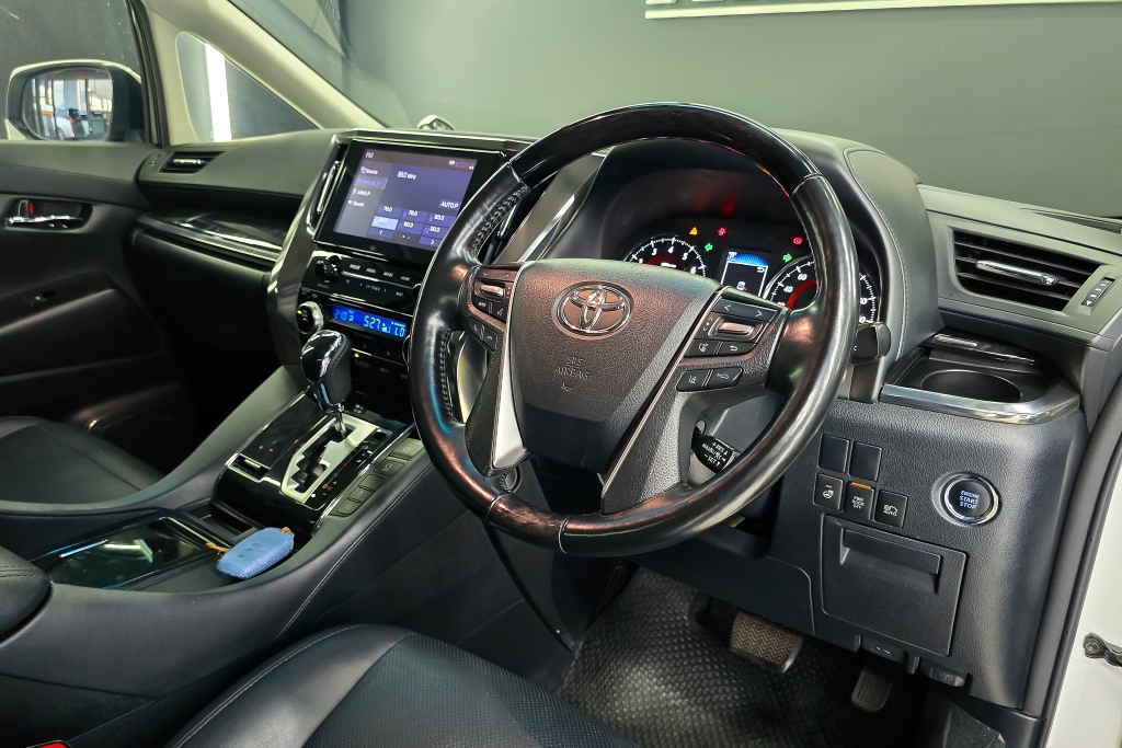 TOYOTA ALPHARD 2.5 S C Package AT ปี 2020 #5