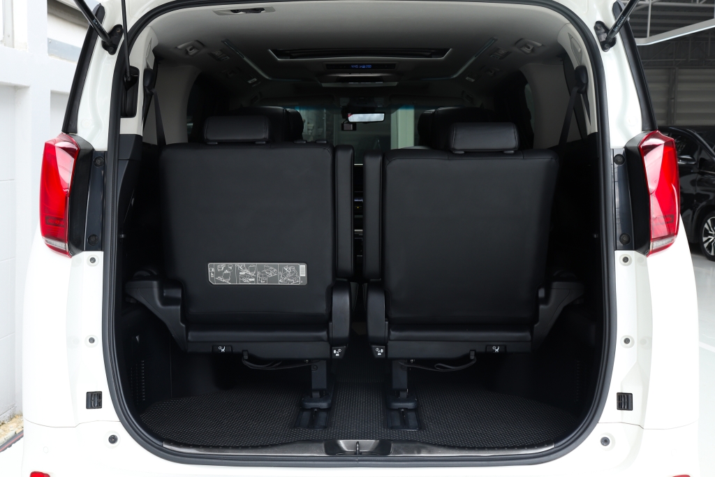 TOYOTA ALPHARD 2.5 S C Package AT ปี 2020 #18