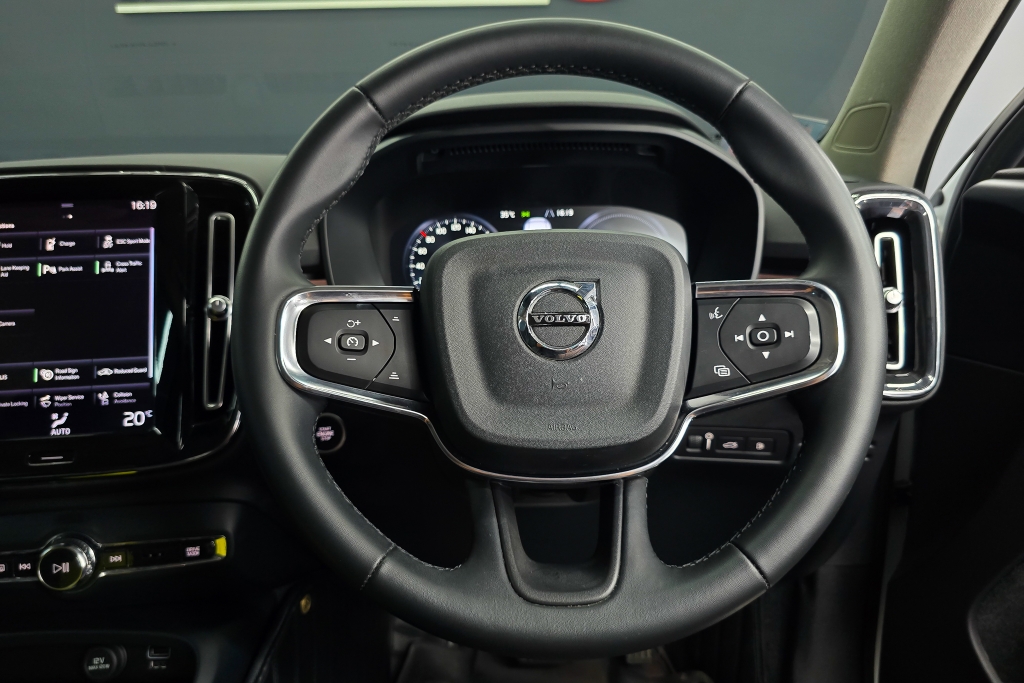 VOLVO XC 40 T5 Recharge Ultimate AT ปี 2024 #9