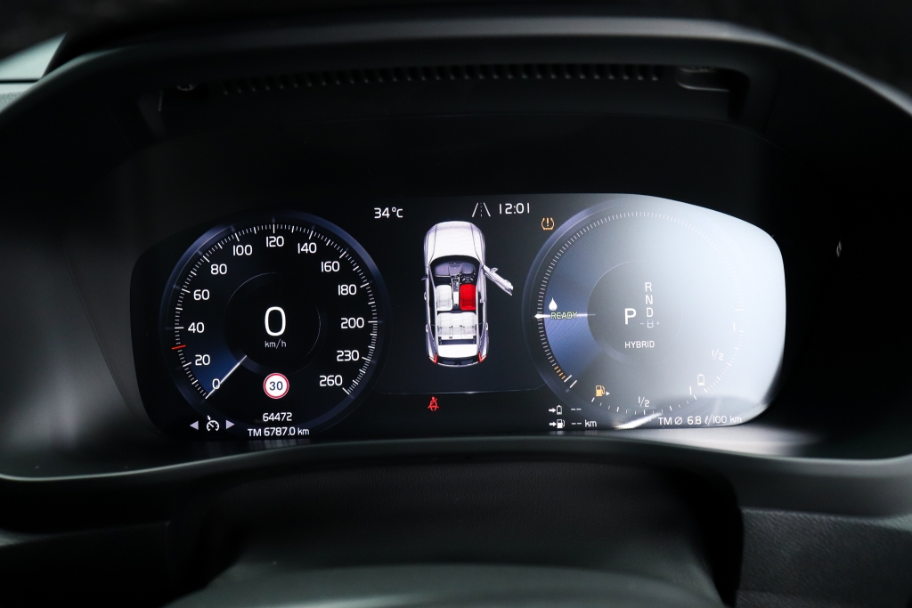 VOLVO XC 40 T5 Recharge Ultimate AT ปี 2024 #15