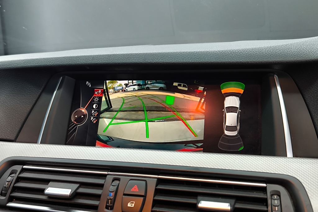 BMW SERIES 5 525d AT ปี 2016 #12