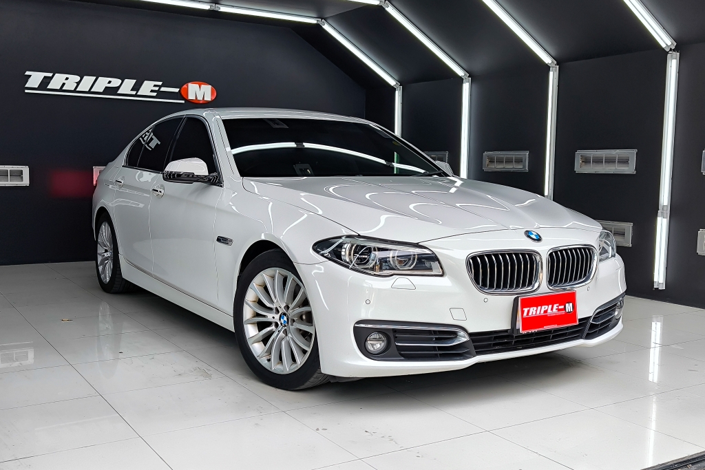 BMW SERIES 5 525d AT ปี 2016 #3