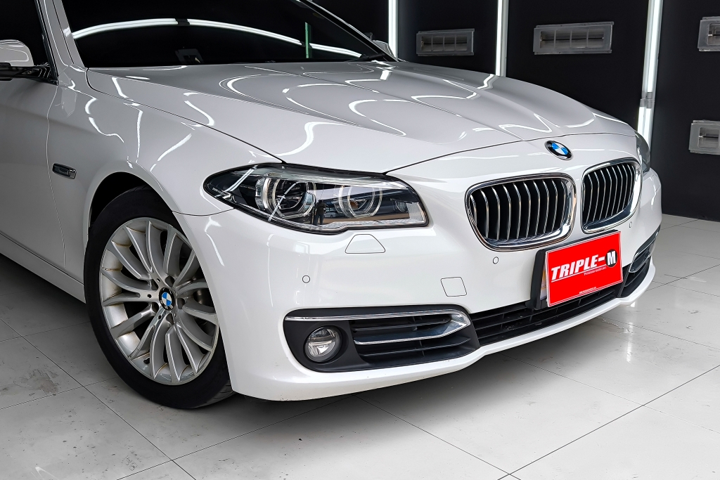 BMW SERIES 5 525d AT ปี 2016 #4