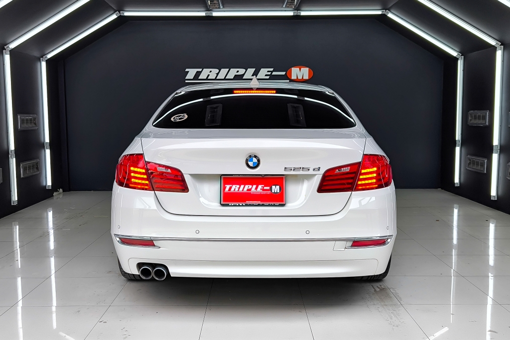 BMW SERIES 5 525d AT ปี 2016 #6
