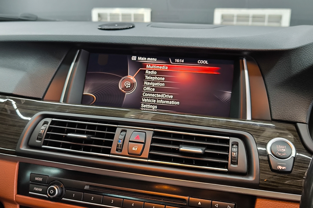 BMW SERIES 5 525d AT ปี 2016 #14