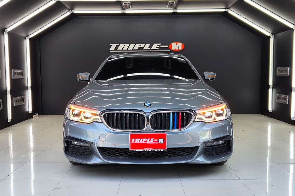 BMW SERIES 5 530e M sport AT ปี 2020 #15