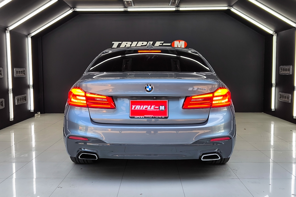 BMW SERIES 5 530e M sport AT ปี 2020 #17