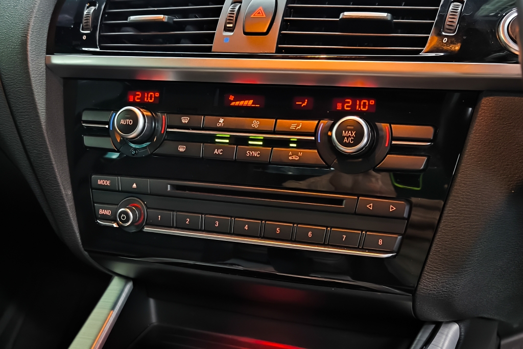 BMW X4 xDrive 20d AT ปี 2019 #9