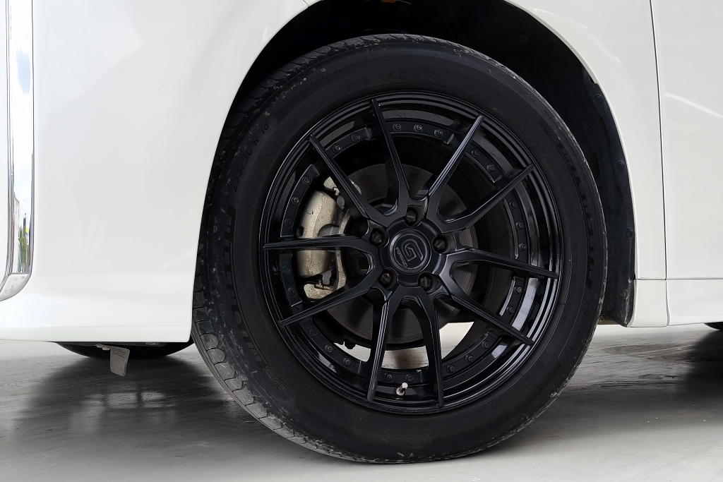 TOYOTA ALPHARD 2.5 S C Package AT ปี 2023 #3