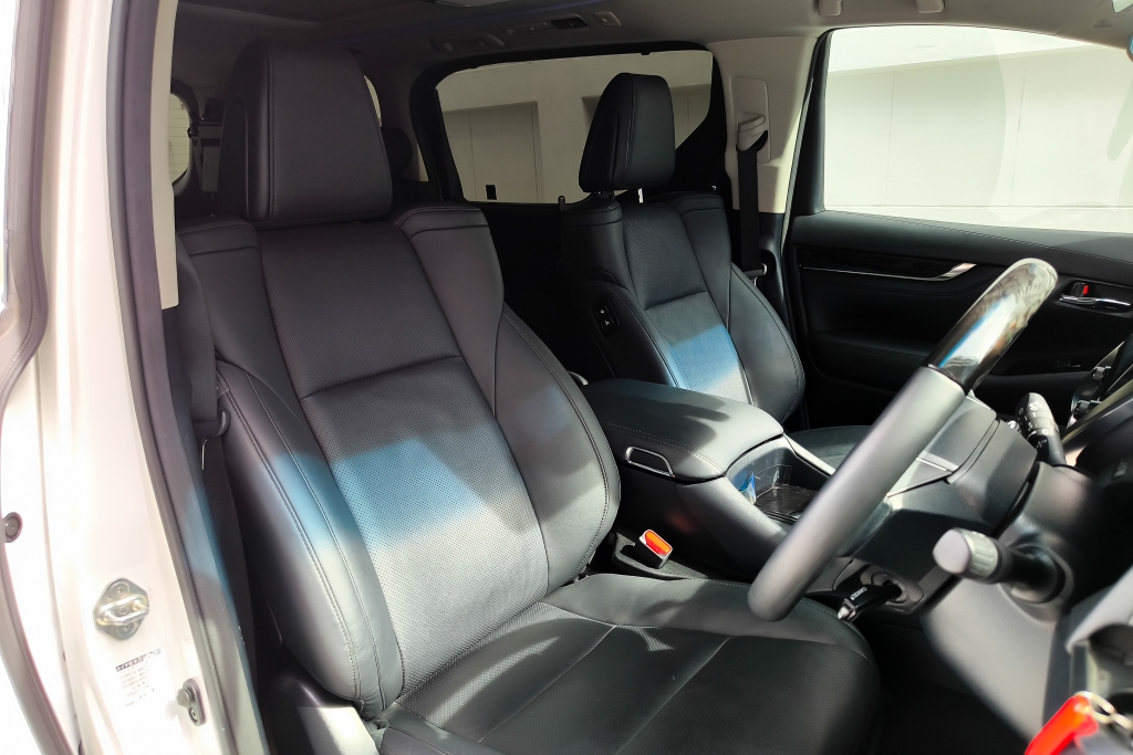 TOYOTA ALPHARD 2.5 S C Package AT ปี 2023 #5