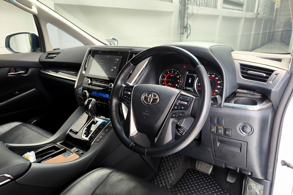 TOYOTA ALPHARD 2.5 S C Package AT ปี 2019 #4
