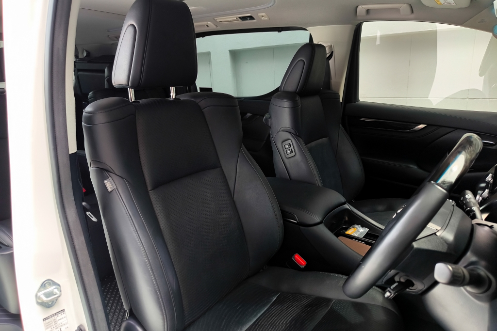 TOYOTA ALPHARD 2.5 S C Package AT ปี 2019 #5