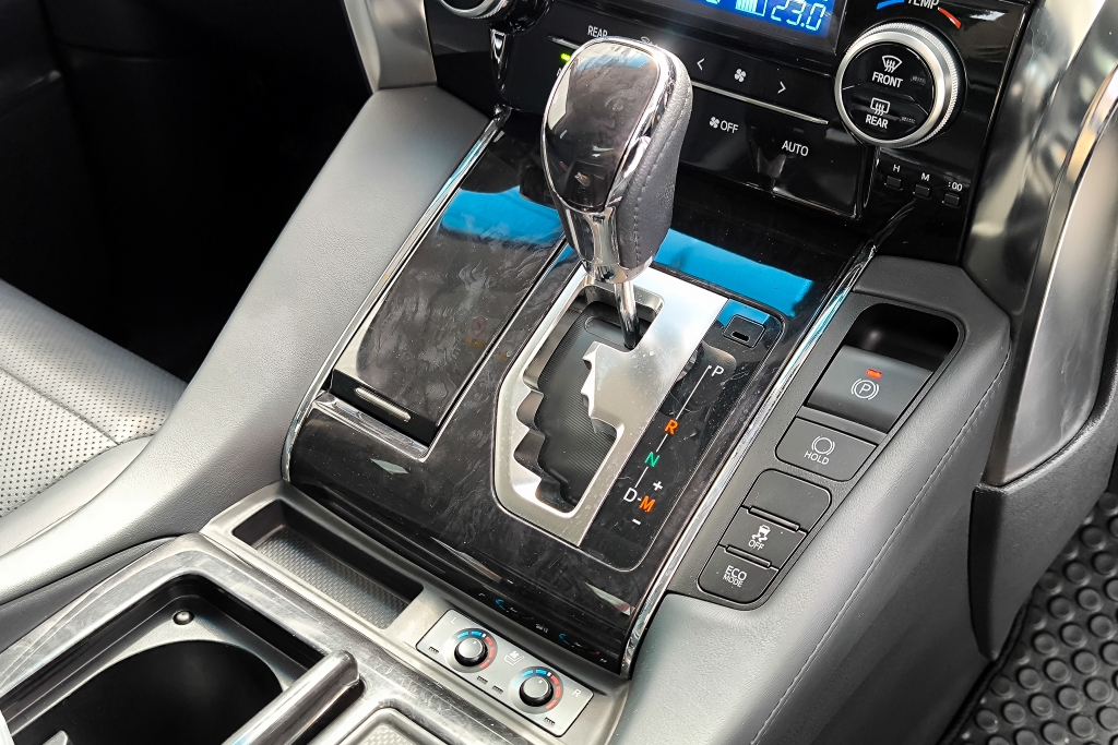 TOYOTA ALPHARD 2.5 S C Package AT ปี 2019 #10
