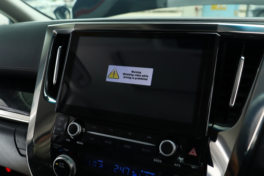 TOYOTA ALPHARD 2.5 S C Package AT ปี 2020 #12