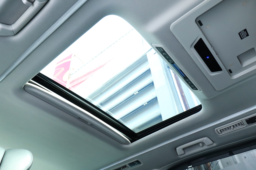TOYOTA VELLFIRE 2.5 [ZG] AT ปี 2015 #10
