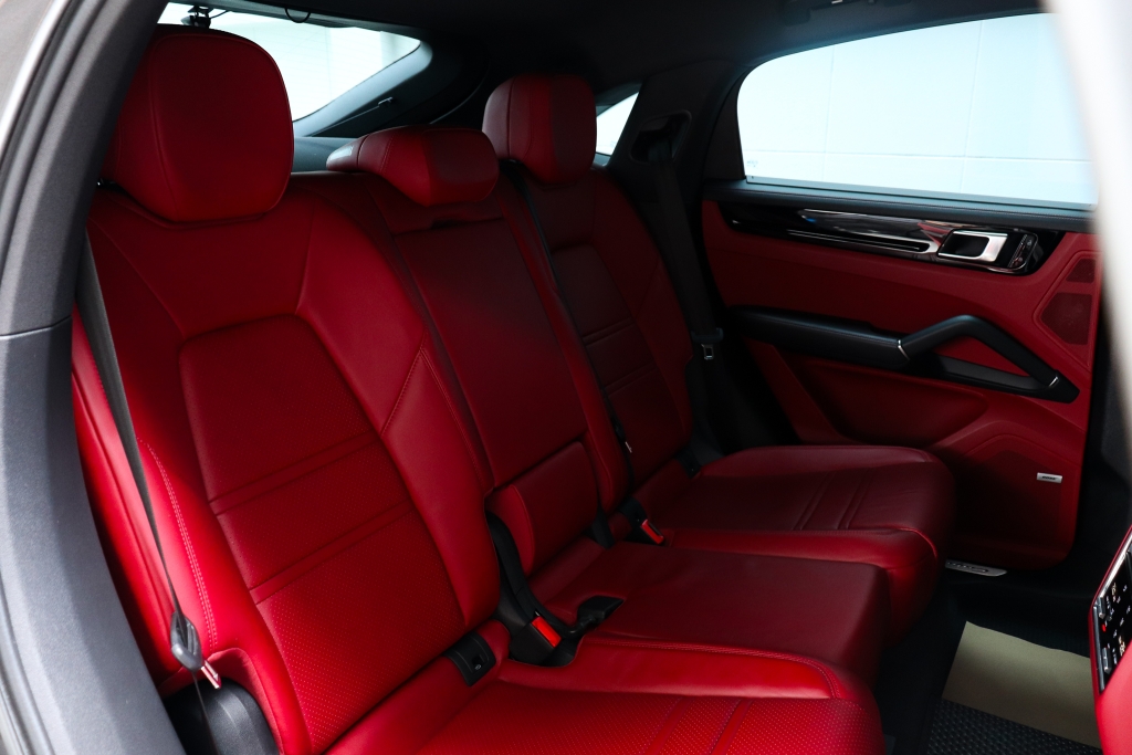 PORSCHE CAYENNE 3.0 E-Hybrid Coupe AT ปี 2022 #12