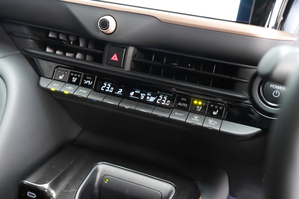 TOYOTA CROWN 2.5 SPORT Z AT4WD. ปี 2025 #19
