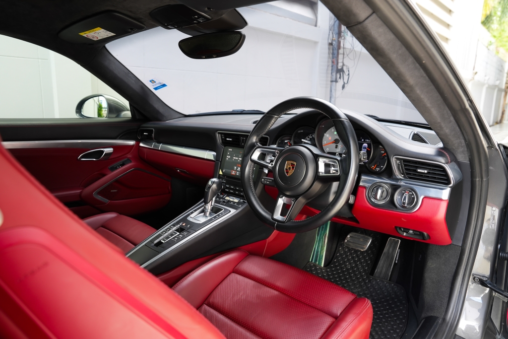 PORSCHE 911 CARRERA S 3.0 AT ปี 2016 #10