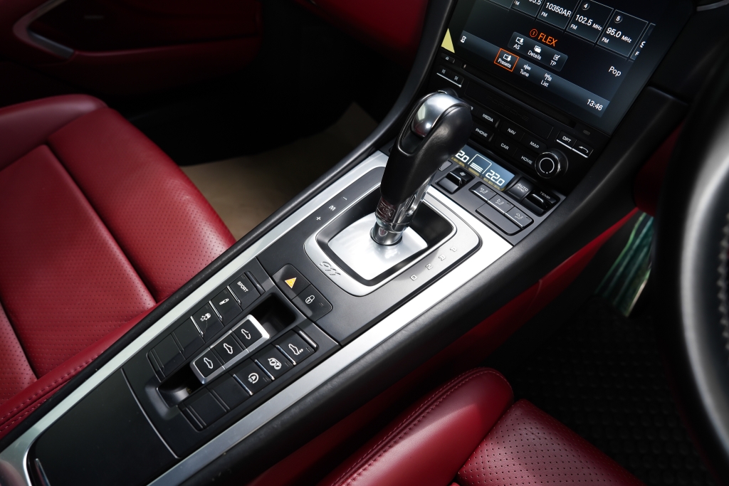 PORSCHE 911 CARRERA S 3.0 AT ปี 2016 #16