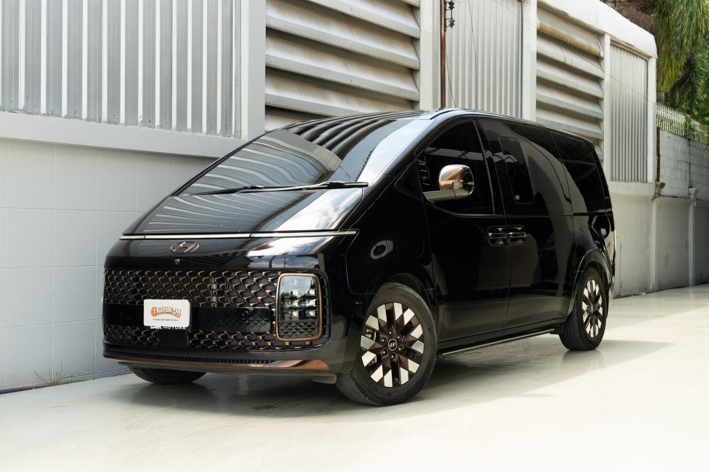 HYUNDAI STARIA โฉมปี (21-26) 2.2 PREMIUM AT ปี 2022 ราคา 1,259,000.- (#C2026101201)